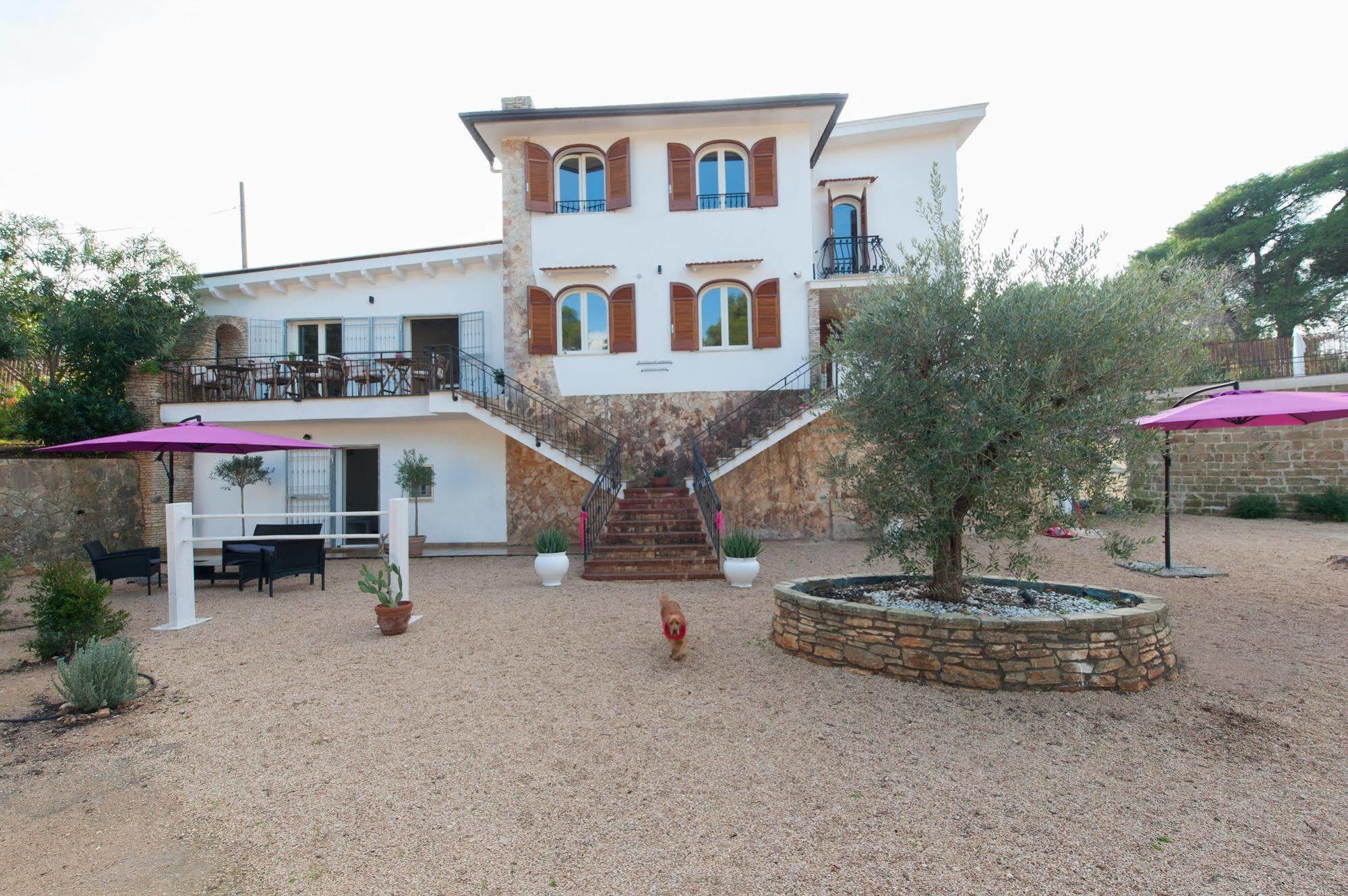 Tenuta Cardinale Manduria Buitenkant foto